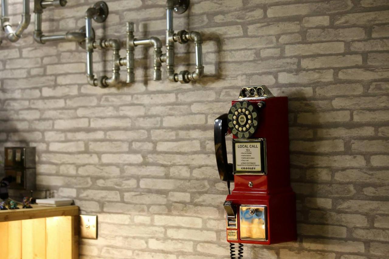 蜂巢膠囊旅店 - Hive B&B เมืองฮวาเหลียน ภายนอก รูปภาพ